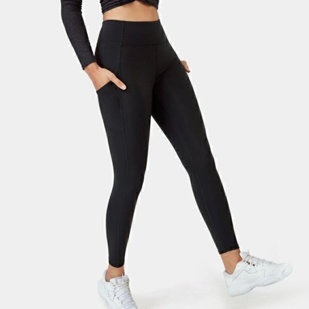 Halara Everyday High Waisted Side Pocket 7/8 Leggings in Black Size XS NWT